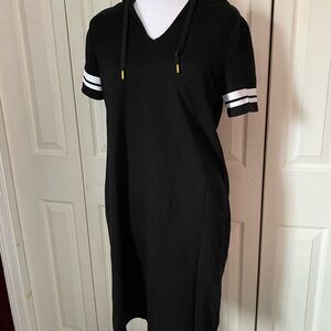 Black Midi Dress with Cuffed Short Sleeves and V-Neck